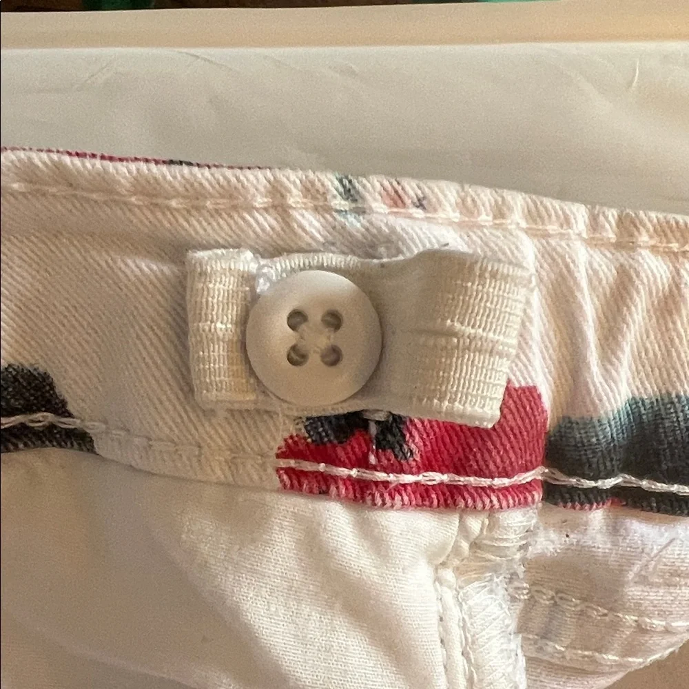 Levi’s Girls Shorty Shorts Floral Patterned Denim